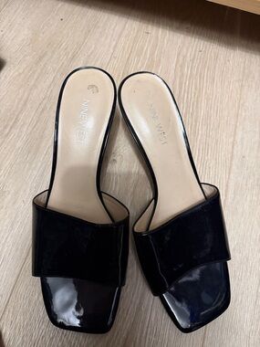 Nine West Black Patent Open-Toe Slide Mules